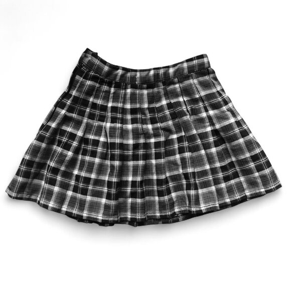 Plaid Aeropostale Mini Skirt - Picture 5 of 5